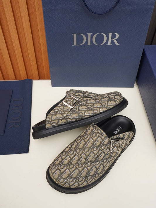 Dior slipper