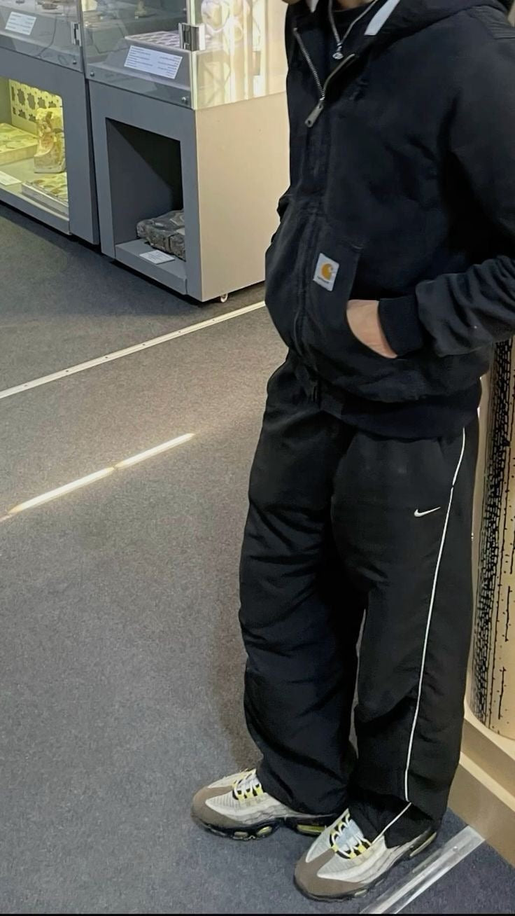 Nike vintage trackpants